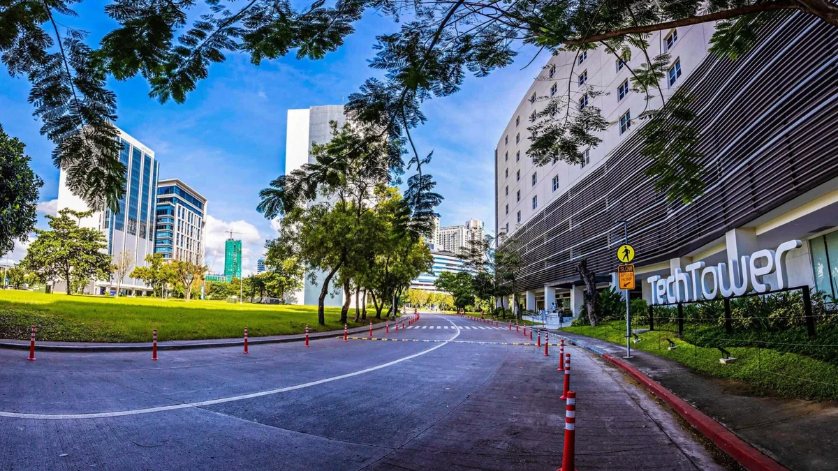 Landscaped street and business buildings in Cebu Business Park